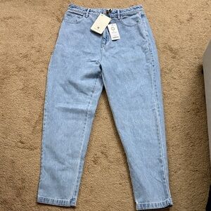 Lucy & Yak Light Wash Women’s Mom Jeans Straight Leg Size 30R NWT Organic